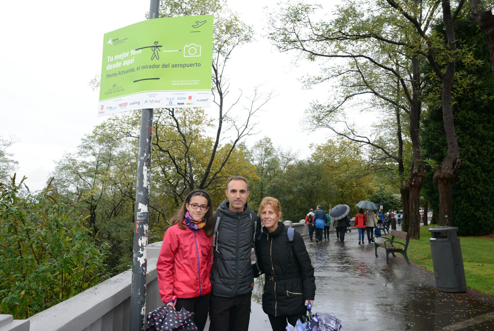 Foto 242 de la avituallamiento y mirador - Galería de la Subida a Artxanda 2019